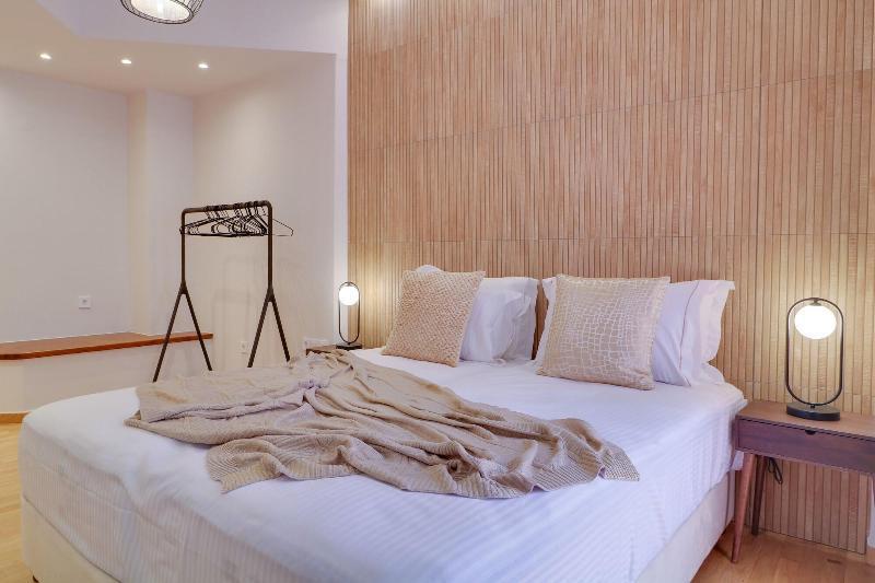 Athinn Residence Athens Ngoại thất bức ảnh