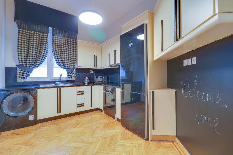 Athinn Residence Athens Ngoại thất bức ảnh