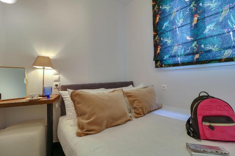 Athinn Residence Athens Ngoại thất bức ảnh