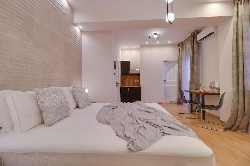 Athinn Residence Athens Ngoại thất bức ảnh