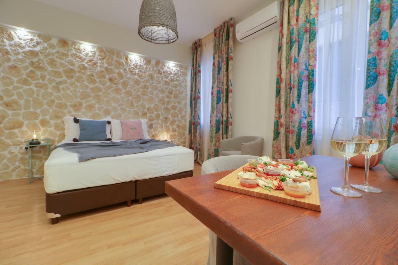 Athinn Residence Athens Ngoại thất bức ảnh