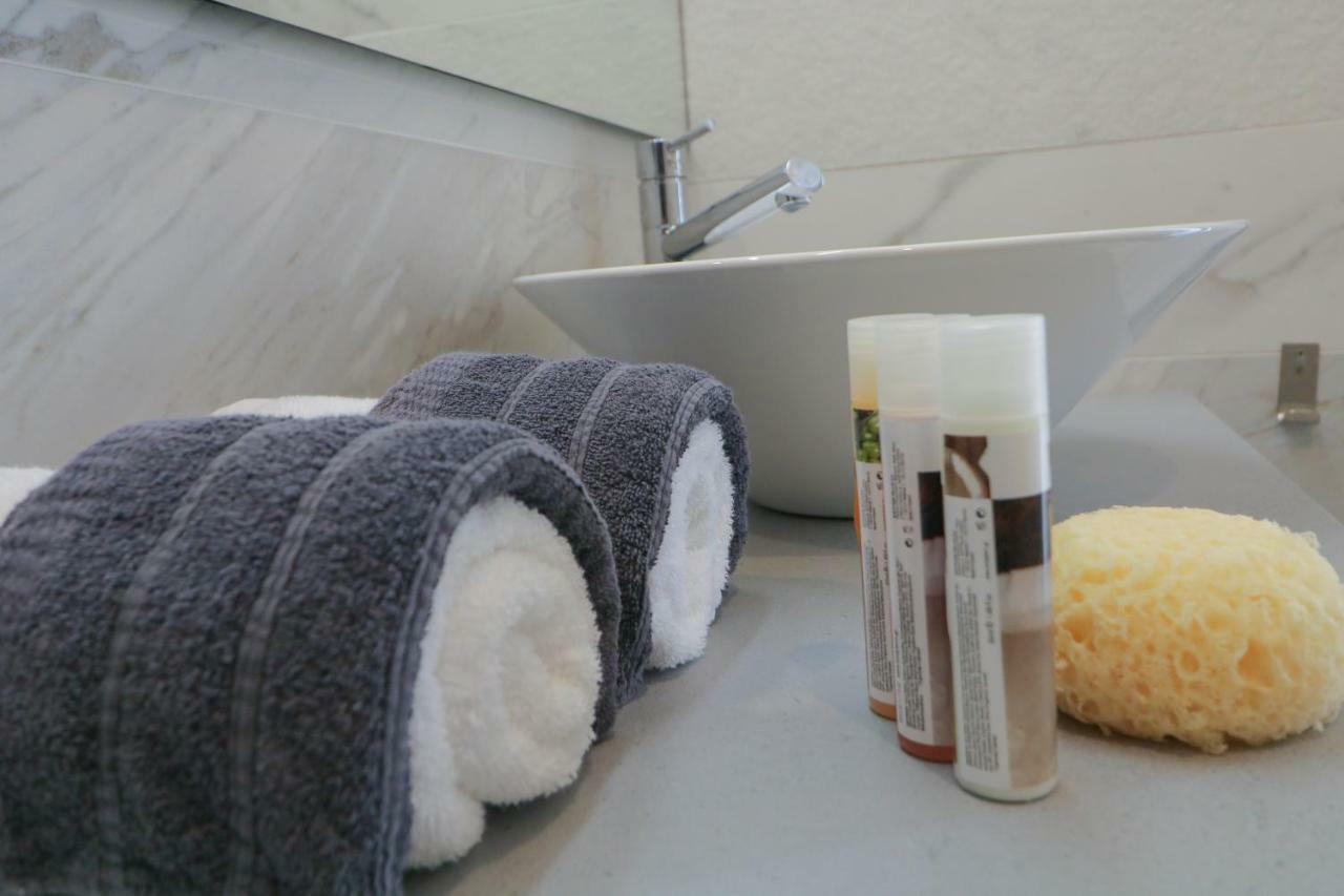 Athinn Residence Athens Ngoại thất bức ảnh