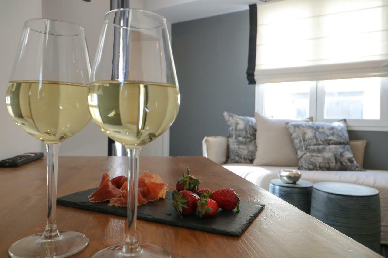 Athinn Residence Athens Ngoại thất bức ảnh