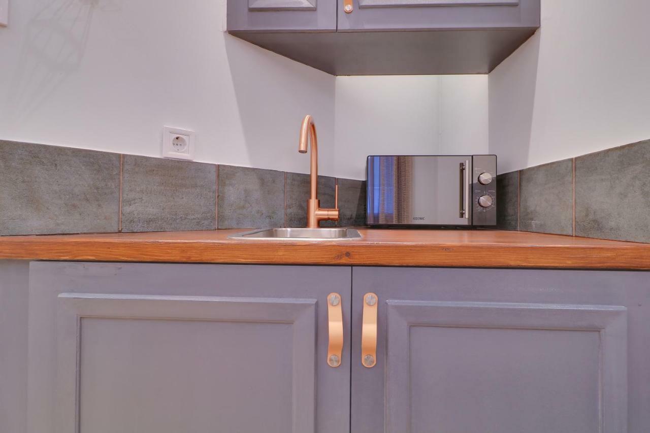 Athinn Residence Athens Ngoại thất bức ảnh